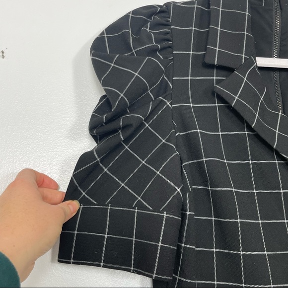 Alice + Olivia Classics Rhoda Checked Caddy Dress - Picture 3 of 10